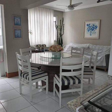 Apartamento completo na calçada da praia Appartement Guarujá Buitenkant foto