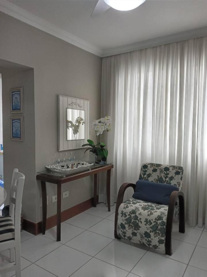 Apartamento completo na calçada da praia Appartement Guarujá Buitenkant foto
