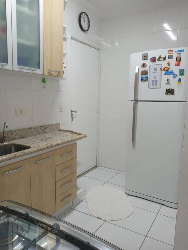 Apartamento completo na calçada da praia Appartement Guarujá Buitenkant foto